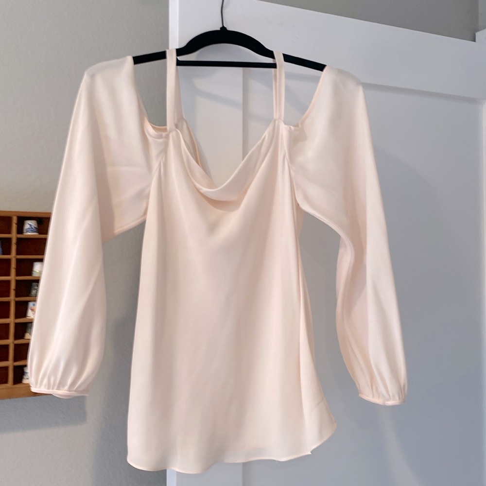 Women’s blouse